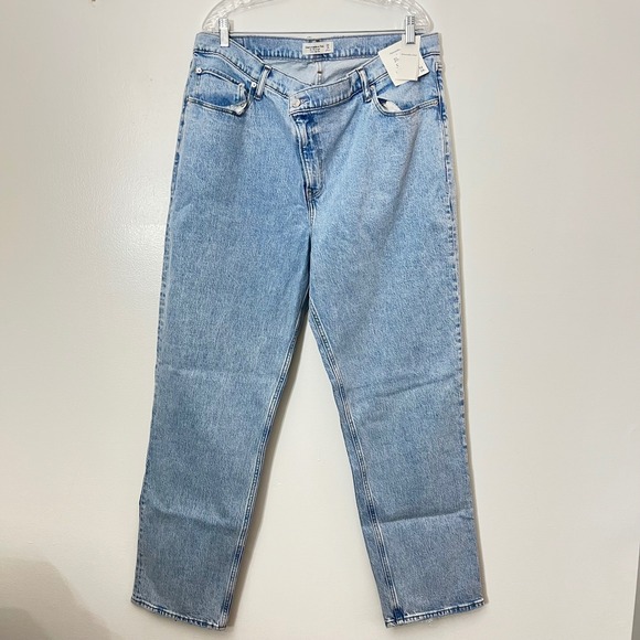 Abercrombie Ultra High Rise 90s Straight Jean Cross Over Size 18‎ R - Picture 1 of 5
